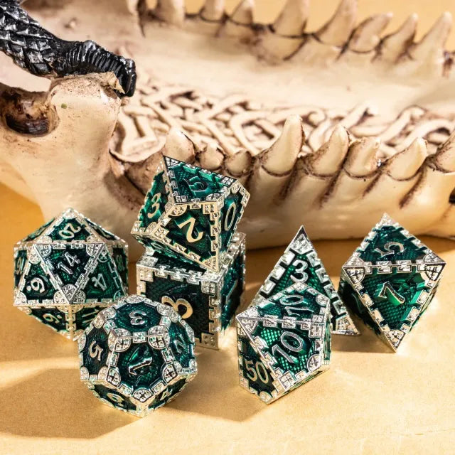 アクセサリー 1199 CANNON Dice Bracelet Green & White Green Dragon Metal DnD Dice Set | Revenant Foundry – Revenant Foundry